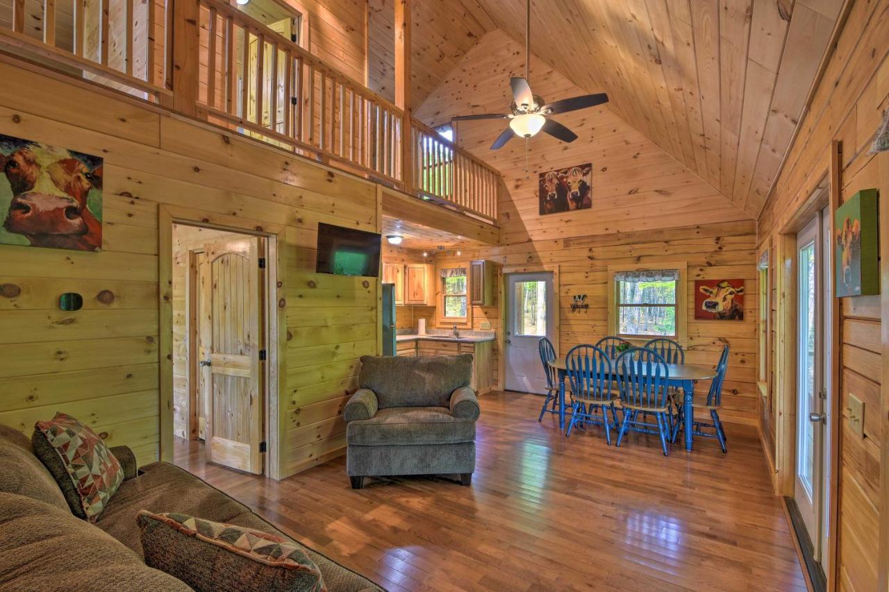 Murphy Cabin With Spacious Deck And Forest Views! Eksteriør billede